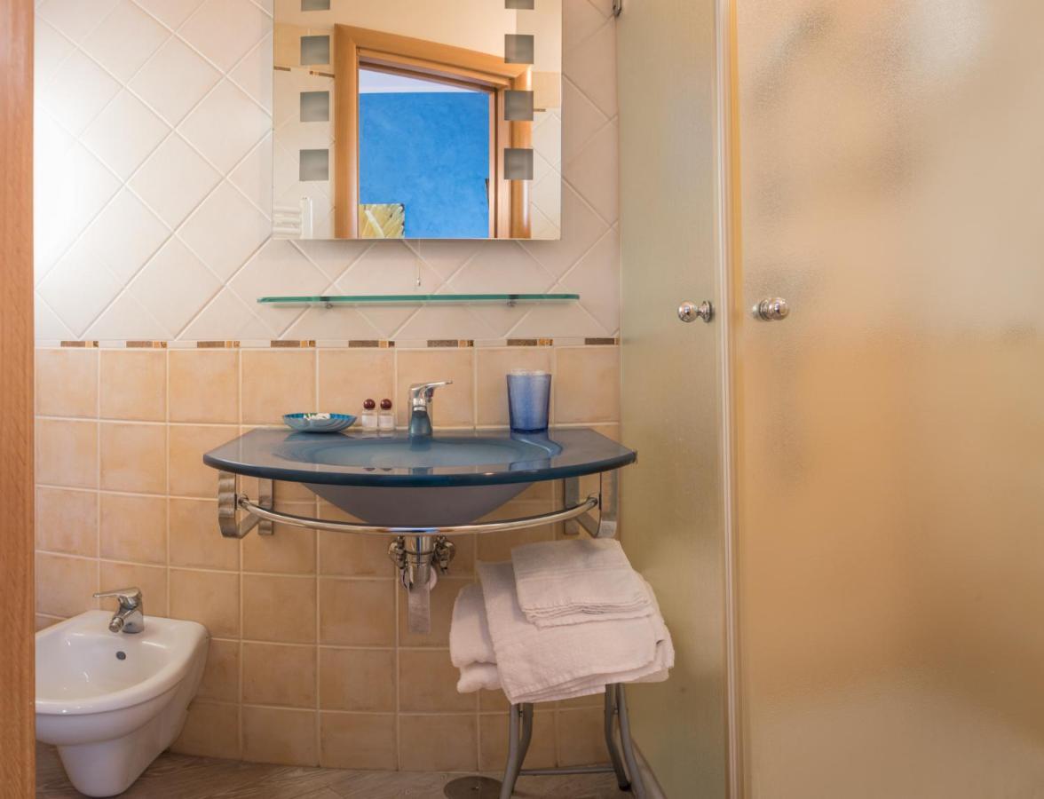 Hotel Mirage Torre Santa Sabina Δωμάτιο φωτογραφία